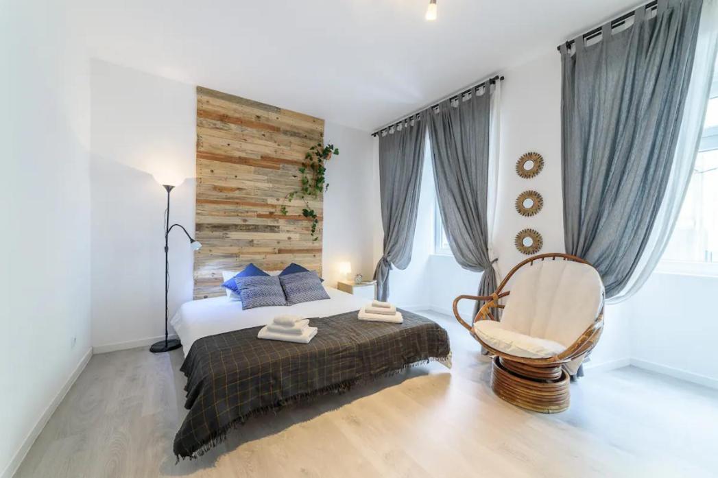 Lejlighed Modern Rustic In Graca By Lovelystay