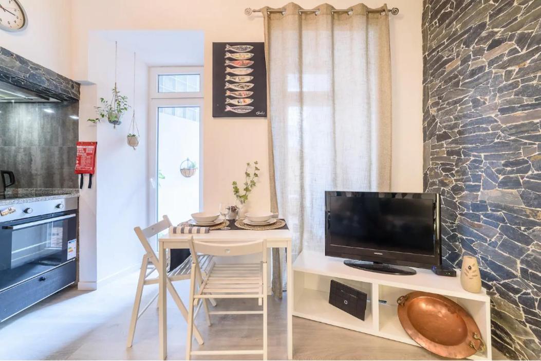 Modern Rustic In Graca By Lovelystay Lejlighed *
